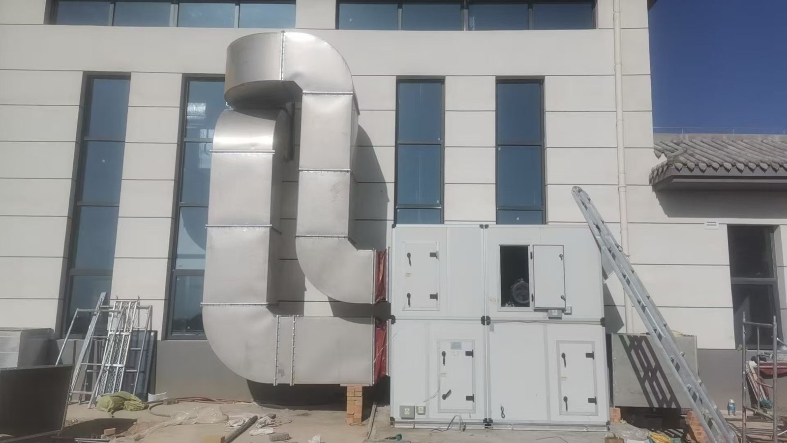 Luxury hotel exterior with modern HVAC infrastructure